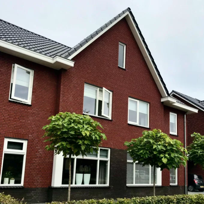 2-onder-1-kapwoning in Borne, gebouwd door Aannemersbedrijf Scholte op Reimer